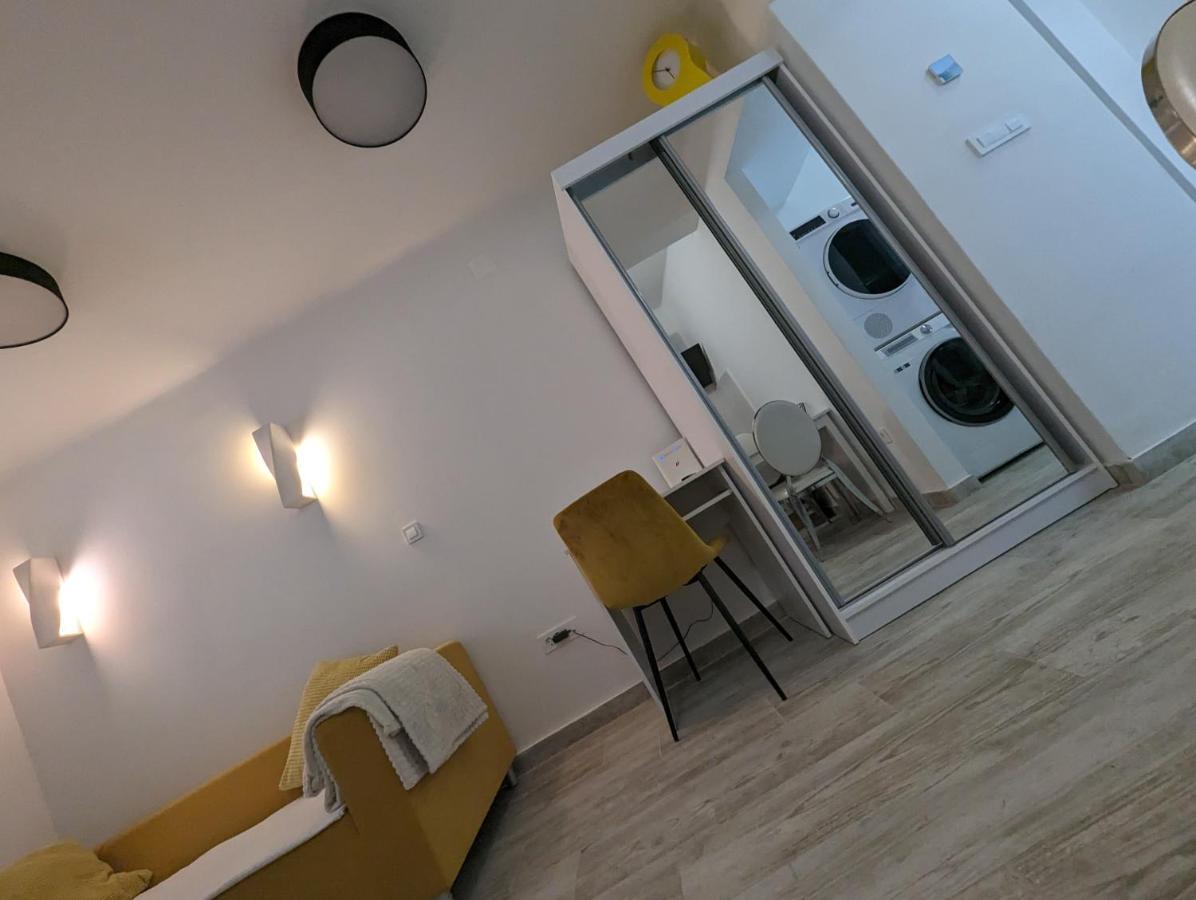Downtown Abode *